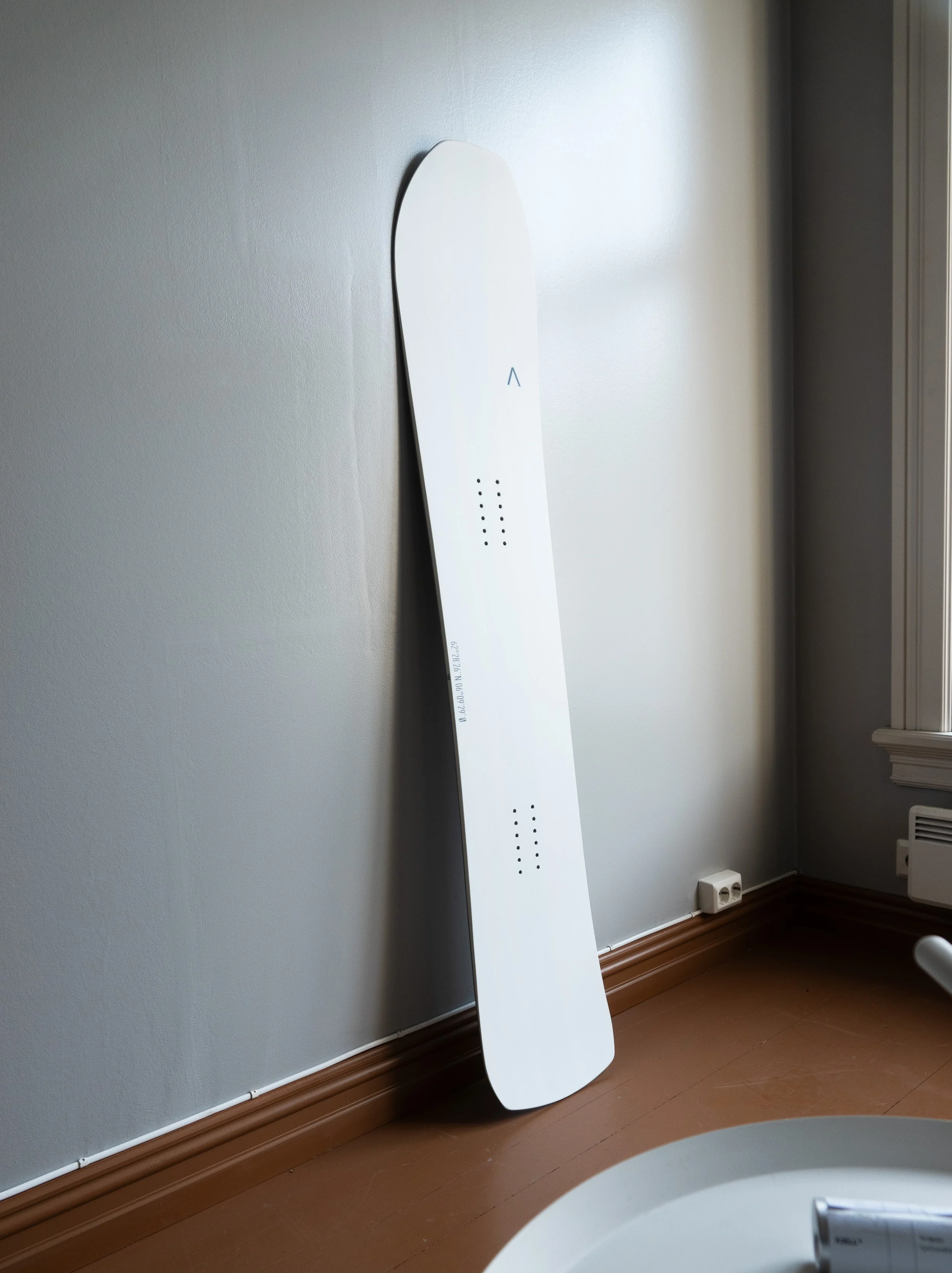 152cm fjell mt1365 フィエル スノーボード MT1365 ^ w WHITE/BLACK 152 / 157 / 161,8 / 168 CM — Fjell^